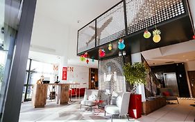 Ibis Aeroport Hotel 3*